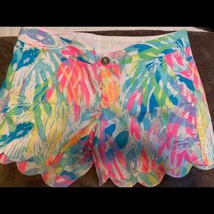Lilly Pulitzer womens Buttercup shorts - size 00
